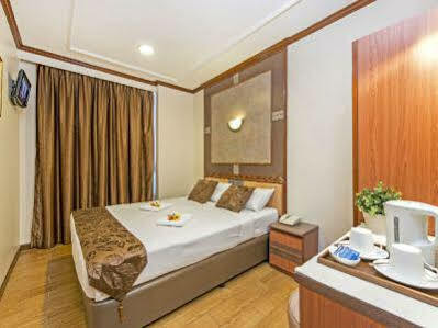 81 Premier Princess Khách sạn